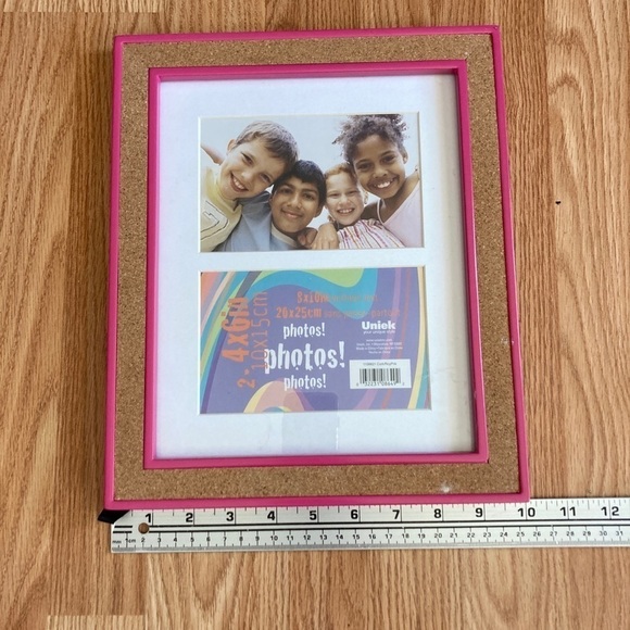 Pink and cork Picture frame with two 4 x 6 spots for pictures very cute - Picture 2 of 4